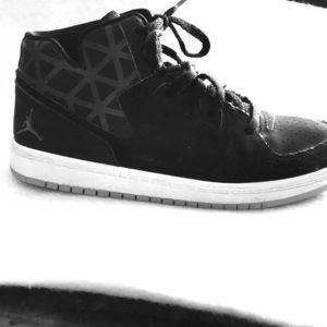 Nike Shoes | Boys Michael Jordan Black High Tops Size 3y | Poshmark